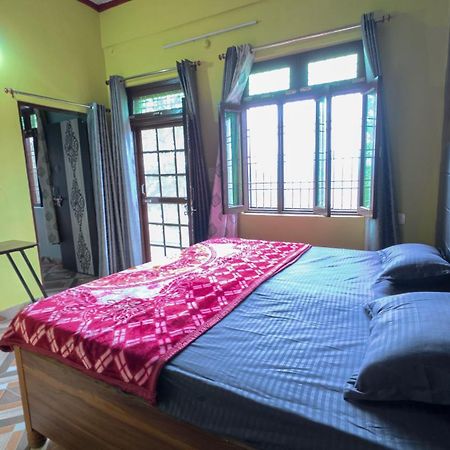 Mahi Restaurant & Guest House Almora Esterno foto
